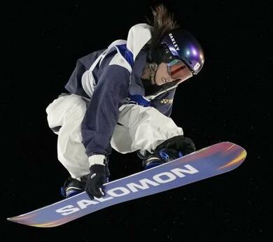 村瀬心椛ら4人全員が決勝へ スノーボード・8日 | 新潟日報