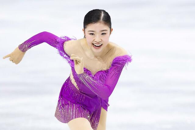 女子ＳＰ　演技する千葉百音＝ミラノ（共同）