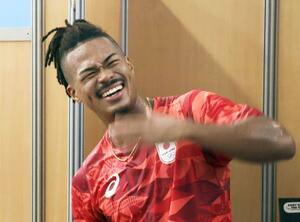 　岡沢セオン＝昨年７月、パリ