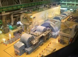 ６号機のタービン建屋内部