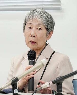 渡米を前に記者会見する被爆者の川副忠子さん=12日午前、長崎市