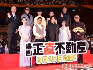 （前列左から）泉里香、市原隼人、山下智久、福原遥、長谷川忍、（後列左から）川村泰祐監督、高橋克典、見上愛、倉科カナ、草刈正雄 （C）ORICON NewS inc.