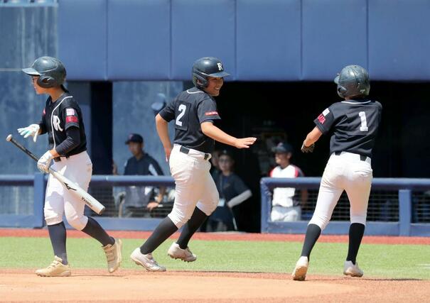 両川ー今町ふたば　３回両川、保坂慶人（背番号２）が右超えランニングツーランを放ち７－１＝エコスタ