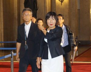 国会議員として3年ぶりに登院した森裕子氏=1日、国会