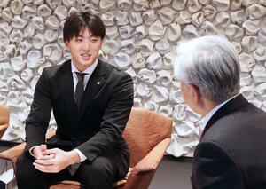 来季の目標を語る田中晴也さん=12月23日、アオーレ長岡