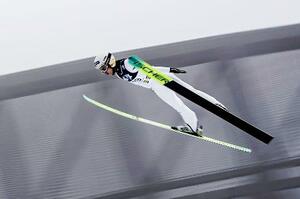 　Ｗ杯ジャンプ女子個人第２９戦での丸山希の飛躍＝オスロ（共同）