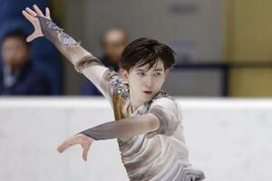 　男子フリー　演技する中京大中京・中田璃士＝宇都宮市スケートセンター