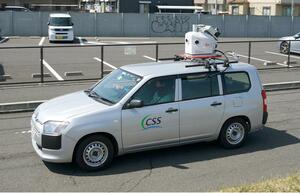 走行しながら路面データを取得することができる車載式装置（ＣＳＳ技術開発提供）