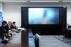 原発再稼働への思いや意見が語られたオンライン形式の公聴会=3日、県庁