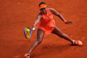 　マドリード・オープン２回戦でカミラ・オソリオと対戦する大坂なおみ＝２３日、マドリード（ＡＰ＝共同）