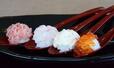 　一口サイズのすし＝７月、札幌市
