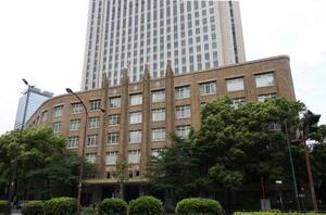 　文部科学省