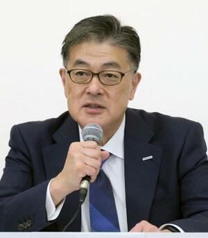 　経営方針説明会で発言するパナソニックＨＤの楠見雄規社長＝２日（同社提供）