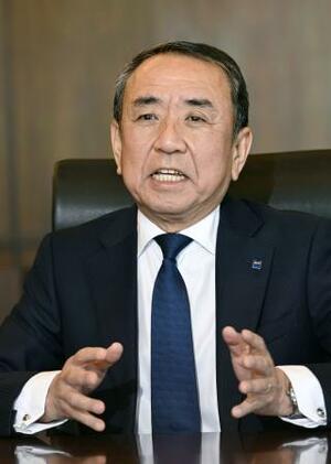 　インタビューに応じるアサヒグループホールディングスの勝木敦志社長