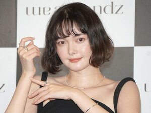 自身考案のジュエリーをきらめかせた玉城ティナ(C)ORICON NewS inc.