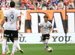 昨季まで新潟の主力としてプレーした浦和の長倉幹樹=5月11日、ビッグスワン