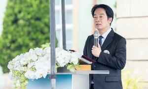 「2・28事件」の追悼式典で演説する台湾の頼清徳総統=28日、高雄市(総統府提供・共同)