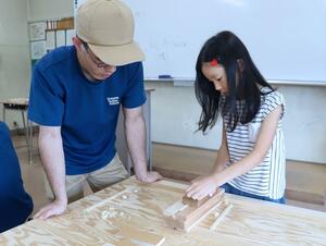 魚沼テクノスクールが開いた工作教室=魚沼市堀之内