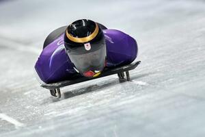 公式練習に臨んだスケルトン男子の高橋弘篤=9日(AP=共同)