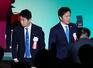 自民党大会に出席した日本維新の会の吉村洋文代表（右）と藤田文武共同代表＝４月１２日、東京都内（代表撮影）
