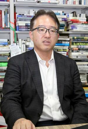 佐橋亮氏