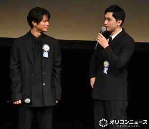 『第17回TAMA映画賞』授賞式に出席した(左から)黒川想矢、吉沢亮 (C)ORICON NewS inc.