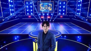 『THE FLOOR』MCを務める岡田准一（C）日本テレビ