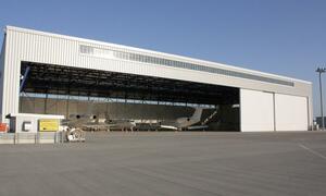 トキエアが中部国際空港内に借りた格納庫（中部国際空港提供）