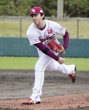 打撃投手を務めた楽天・荘司＝金武