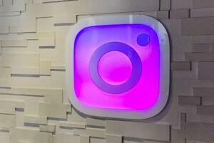 インスタグラムのロゴ=米カリフォルニア州メンロパーク