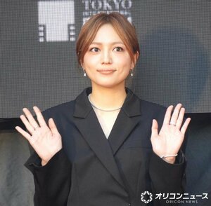 『第38回東京国際映画祭(TIFF)』のレッドカーペットに登場した川口春奈 (C)ORICON NewS inc.