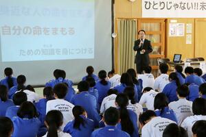 3年生が命の大切さを考えた講演会=新潟市秋葉区