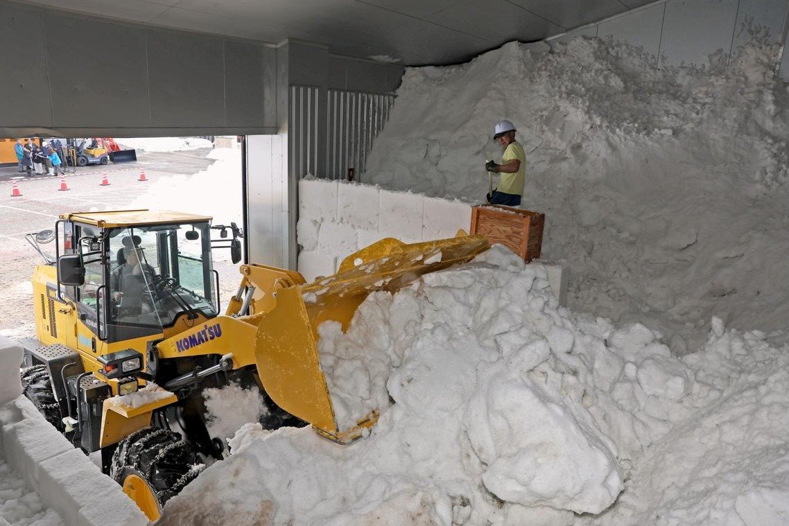 動画あり］雪国育ちの赤ワイン、雪室熟成へ準備OK！岩の原葡萄園