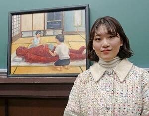 木村緋紗子さんの被爆体験を描いた絵と川崎あすかさん