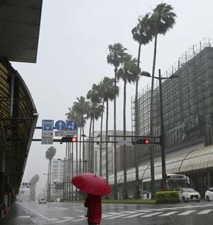 　台風６号が接近した宮崎市内＝２日