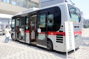 新潟工科大学校内に開設された参院選の移動期日前投票所＝柏崎市藤橋