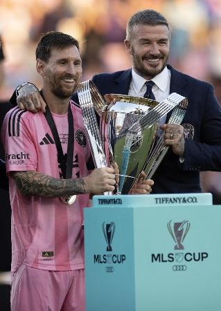 メッシ、2年連続MVP 米プロリーグMLS | 新潟日報