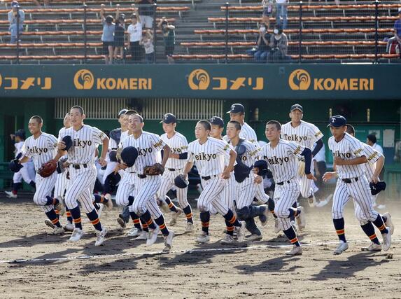開志学園-帝京長岡 6-1で帝京長岡が勝利=三条パール金属スタ
