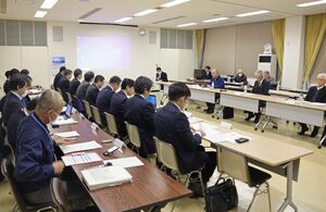 重大事故が発生した際の被ばく線量のシミュレーションについて意見が上がった「地域の会」=1月8日、柏崎市荒浜