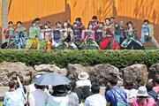 長岡市寺泊でよさこいフェス、県内外37団体が華麗な踊り　会場が一体に