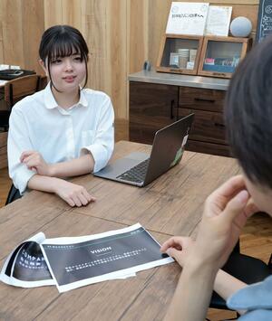 株式会社MEGOを設立した瀧澤美桜さん=上越市本町4のbibit