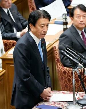 衆院予算委で質問する斎藤健氏(自民党・無所属の会)