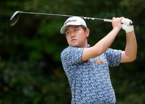 　プレーオフの末に優勝した米沢蓮＝ＭＺ・ＧＣ