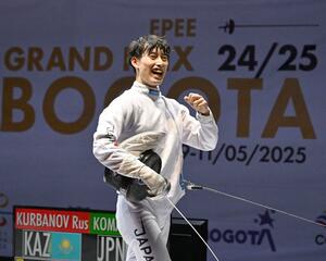 グランプリ大会で初優勝した古俣聖=©(公社)日本フェンシング協会