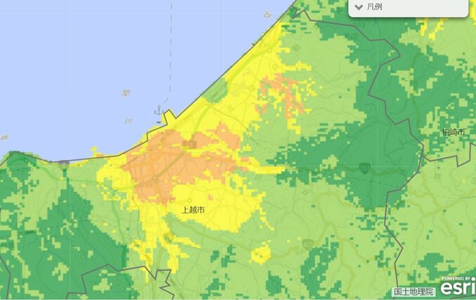 上越市周辺の面的推計震度。一部で震度6弱を示すオレンジ色となっている(防災科研・リアルタイム被害推定・状況把握システム)