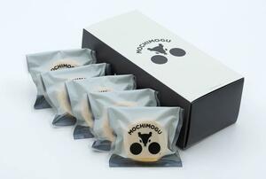 日精サービス(長岡市)が発売した冷やし大判焼き「MOCHIMOGU(もちもぐ)」の冷凍版
