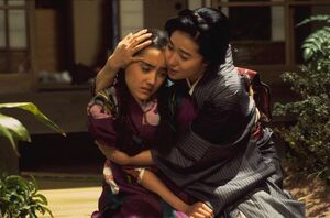 映画「蔵」の一場面（東映株式会社）