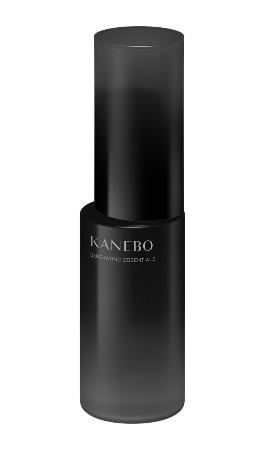 　花王の化粧水「カネボウ　ジェネレイティング　エッセンシャルズ」