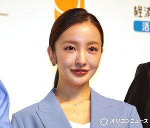 普段着ない衣装に言及した板野友美 （C）ORICON NewS inc.