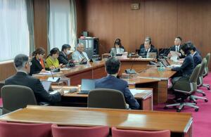 通年議会を審議した、上越市議会の議会改革推進特別委員会